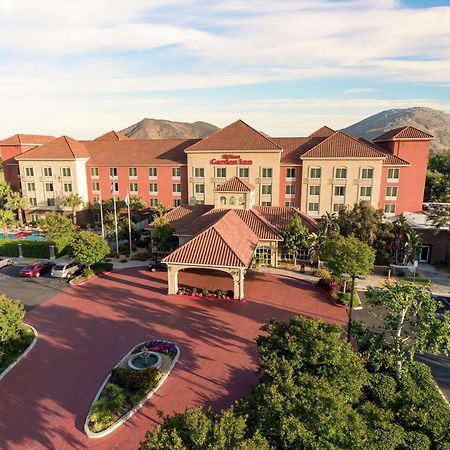 Hilton Garden Inn Fontana Exterior foto